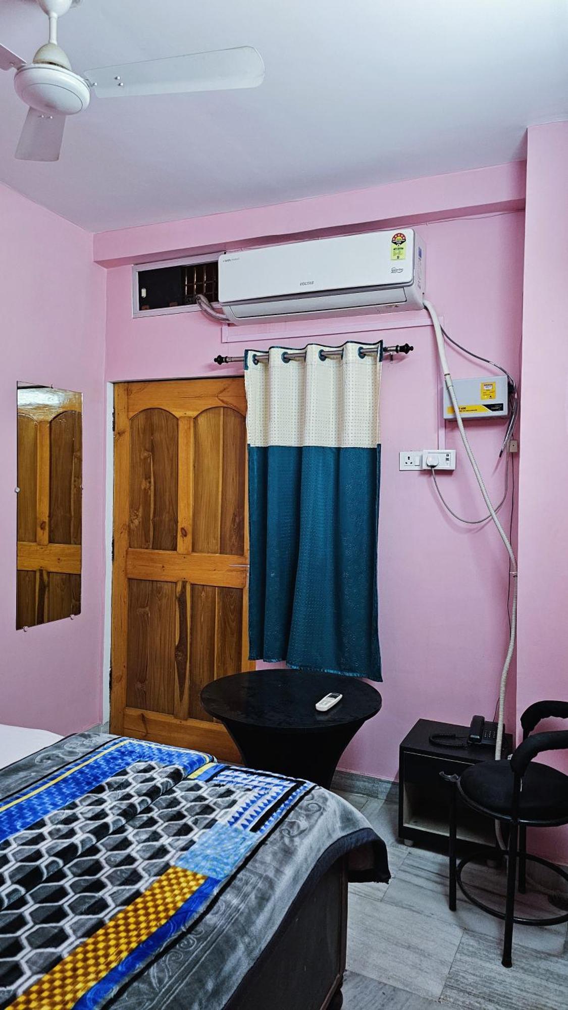 Banjara House Varanasi Exterior foto