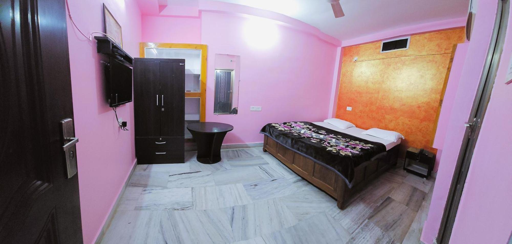 Banjara House Varanasi Exterior foto